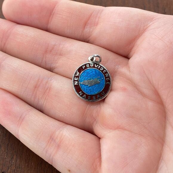 Vintage 925 Sterling Silver Enamel "New Providence Nassau" Pendant Charm - Picture 1 of 3